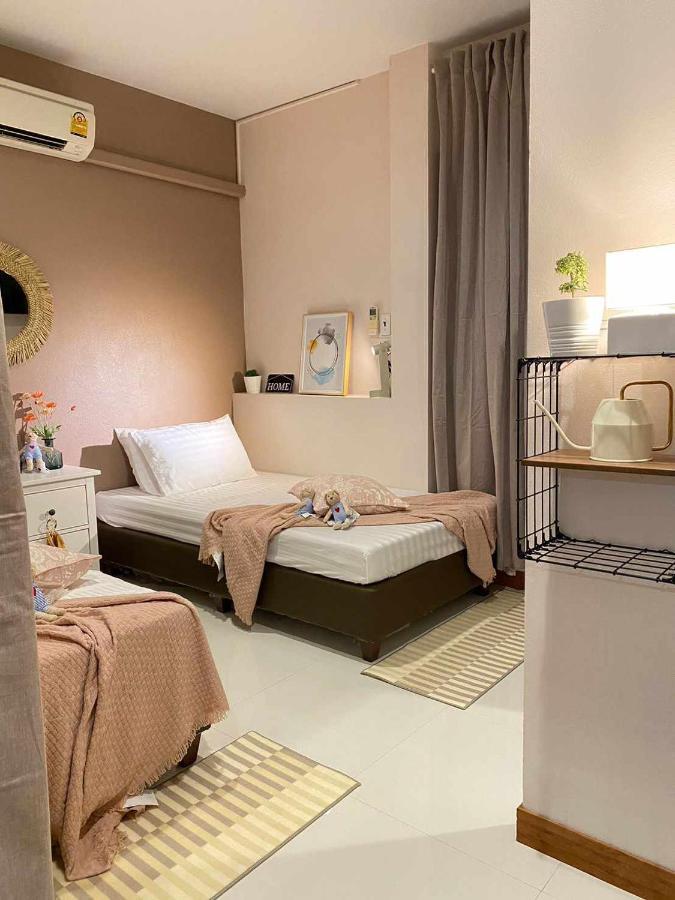 Por Poshtel Kanchanaburi by Eksteriør bilde
