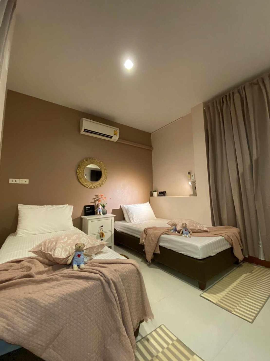 Por Poshtel Kanchanaburi by Eksteriør bilde